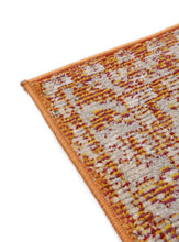 Lade das Bild in den Galerie-Viewer, Stunning Koi