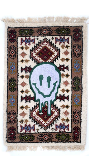 Smiley White - Car Rug Reloaded - rugriders
