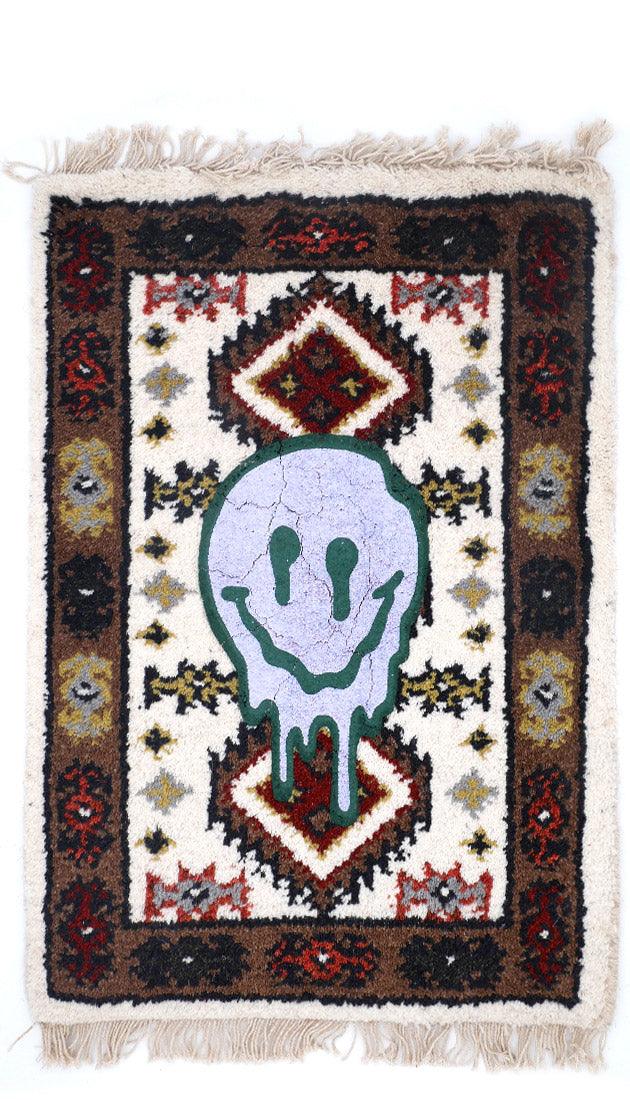 Smiley White - Car Rug Reloaded - rugriders