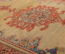 Load image into Gallery viewer, Teppich aus Persien Faraahaan
