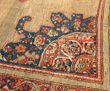 Load image into Gallery viewer, Hochwertige Hofmanufaktur Teppich aus Faraahaan
