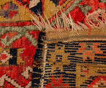 Load image into Gallery viewer, Handgeknüpfter Nomadenteppich aus der Türkei
