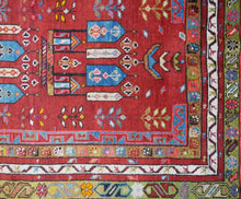 Load image into Gallery viewer, Free Yahyali - rugriders
